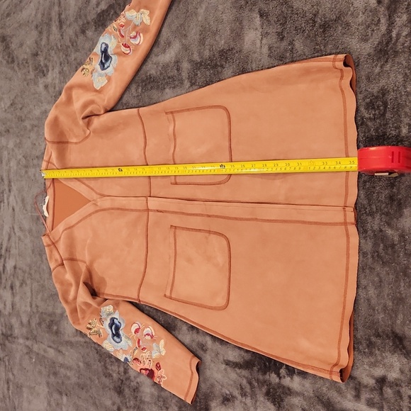 Peachish-pink Solitaire jacket with beautiful embroidered arm detail size M! - Picture 7 of 8